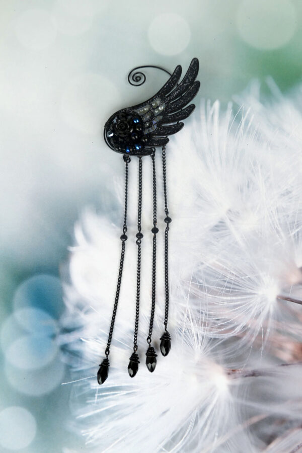 Angel wing ear cuff black